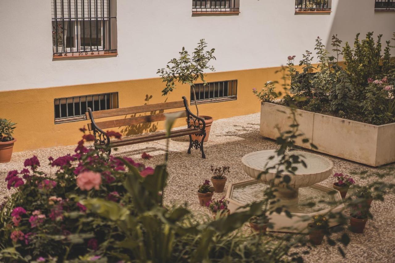 Apartamento Jardin De Santa Paula Sevilha Exterior foto