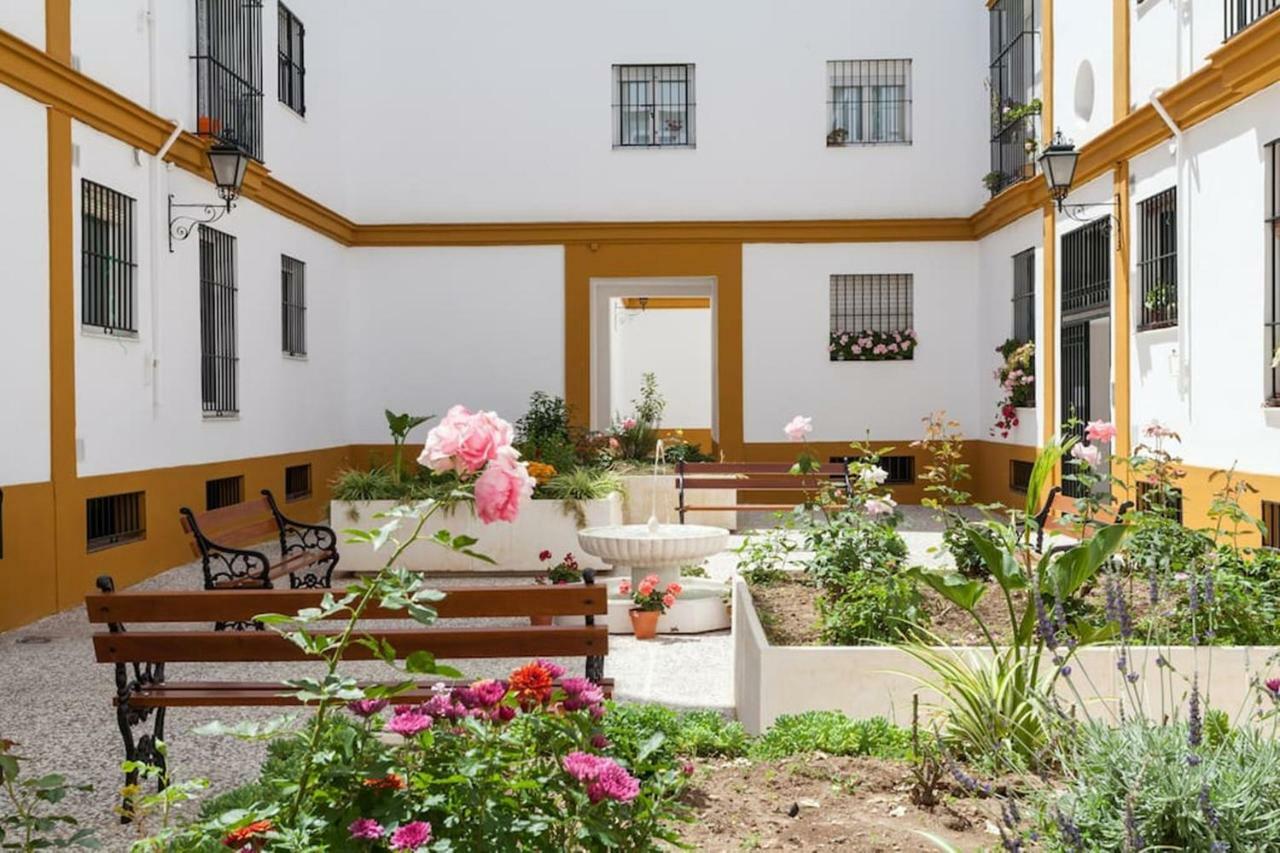 Apartamento Jardin De Santa Paula Sevilha Exterior foto